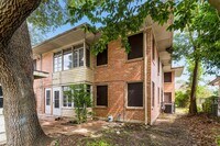 2602 Oakdale St photo'