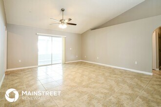 2079 De Carlo Ave in Spring Hill, FL - Building Photo - Building Photo