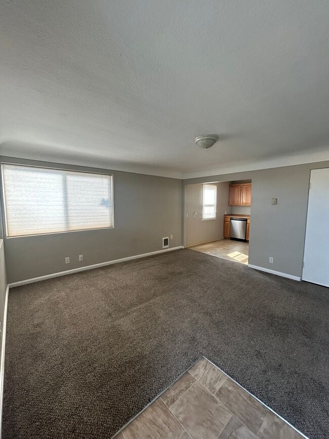 1504 NE Vine St in Madras, OR - Building Photo - Building Photo