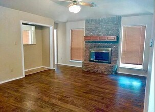 5418 Lansingford Trail in Arlington, TX - Building Photo - Building Photo