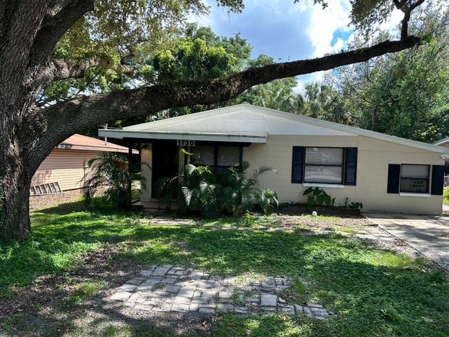 property at 1730 W Perdiz St