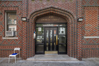 246 Cornelia St in Brooklyn, NY - Foto de edificio - Building Photo