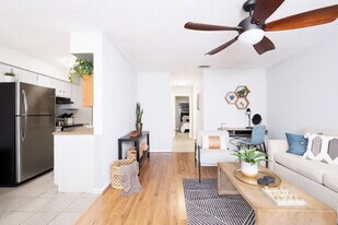 3431 NW 21st Dr, Unit SI ID1359110P in Gainesville, FL - Building Photo