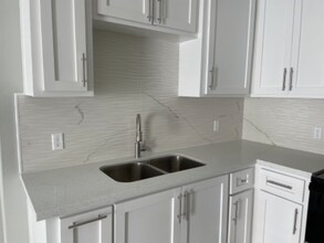 2507 N Vineyard Ave in Edinburg, TX - Foto de edificio - Building Photo