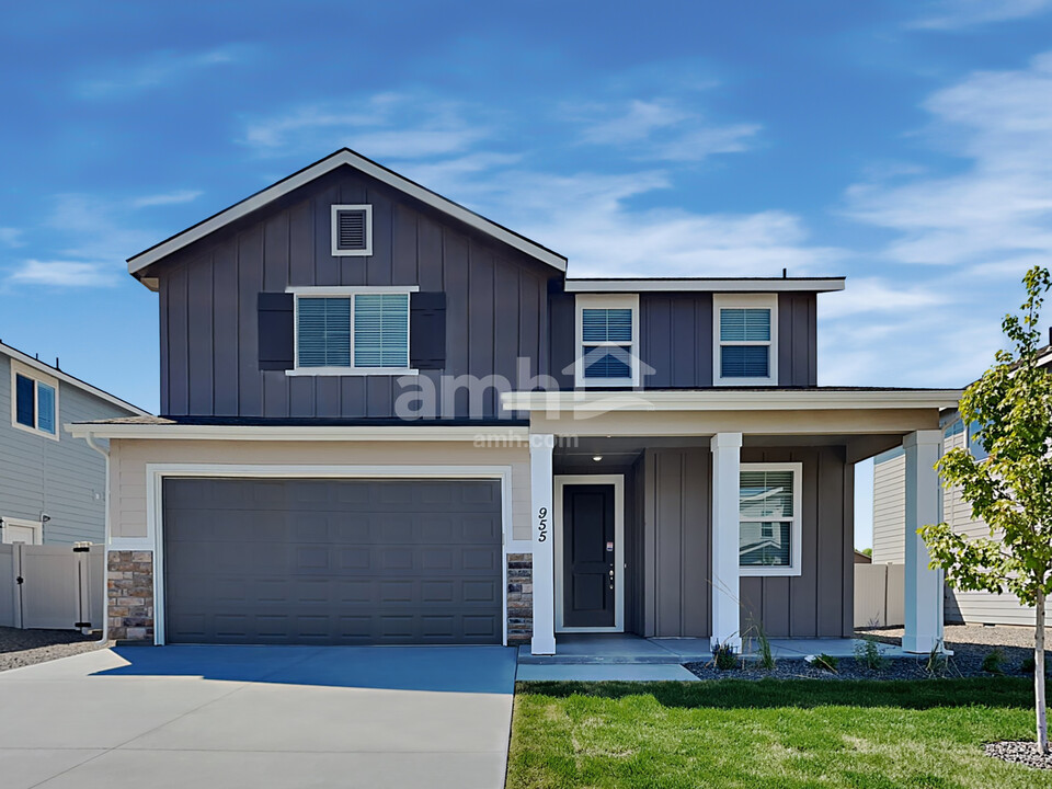 955 Moorside Ave in Kuna, ID - Building Photo