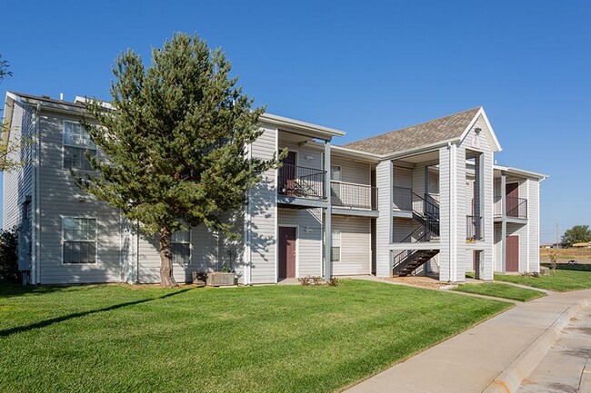 Cottonwood Apartment Homes in Liberal, KS - Building Photo - Building Photo