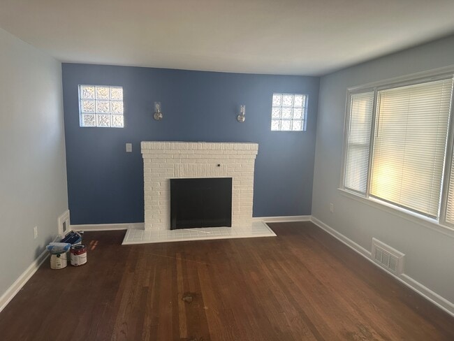 6507 Kenwood Ave in Rosedale, MD - Building Photo - Building Photo