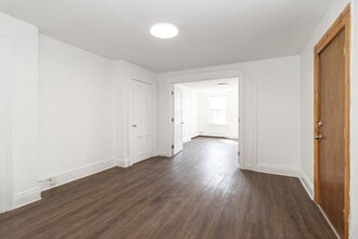 216 5th St-Unit -3 in Jersey City, NJ - Building Photo - Building Photo