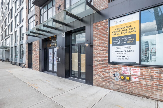 4121 23rd St in Long Island City, NY - Building Photo - Building Photo