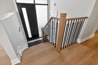 33 Lancer Dr in Vaughan, ON - Building Photo - Building Photo