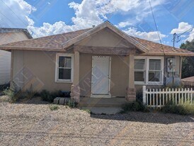 369 H St in Rock Springs, WY - Building Photo
