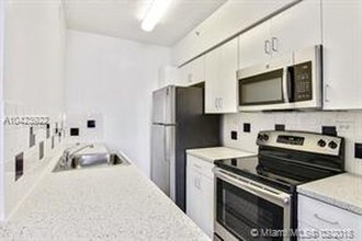 1504 Bay Rd in Miami Beach, FL - Building Photo - Building Photo