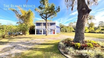 10441 Buck Rd in Orlando, FL - Building Photo