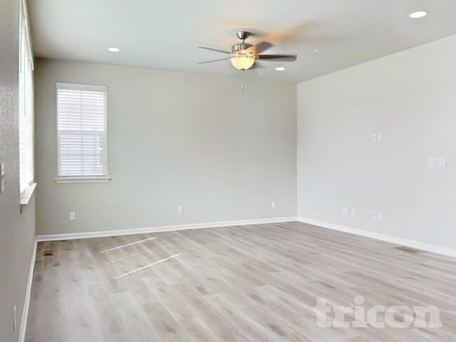 19760 E 61st Dr in Aurora, CO - Building Photo - Building Photo