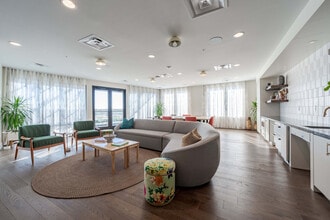 NOVEL Val Vista by Crescent Communities in Gilbert, AZ - Foto de edificio - Building Photo