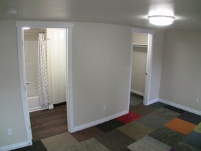 227 Main Ave E in Soap Lake, WA - Foto de edificio - Building Photo