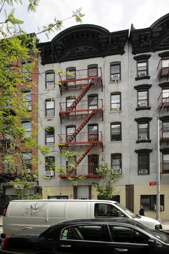 158-160 Stanton Street in New York, NY - Building Photo - Building Photo