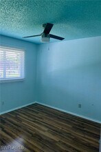 2208 SE 16th St in Cape Coral, FL - Foto de edificio - Building Photo