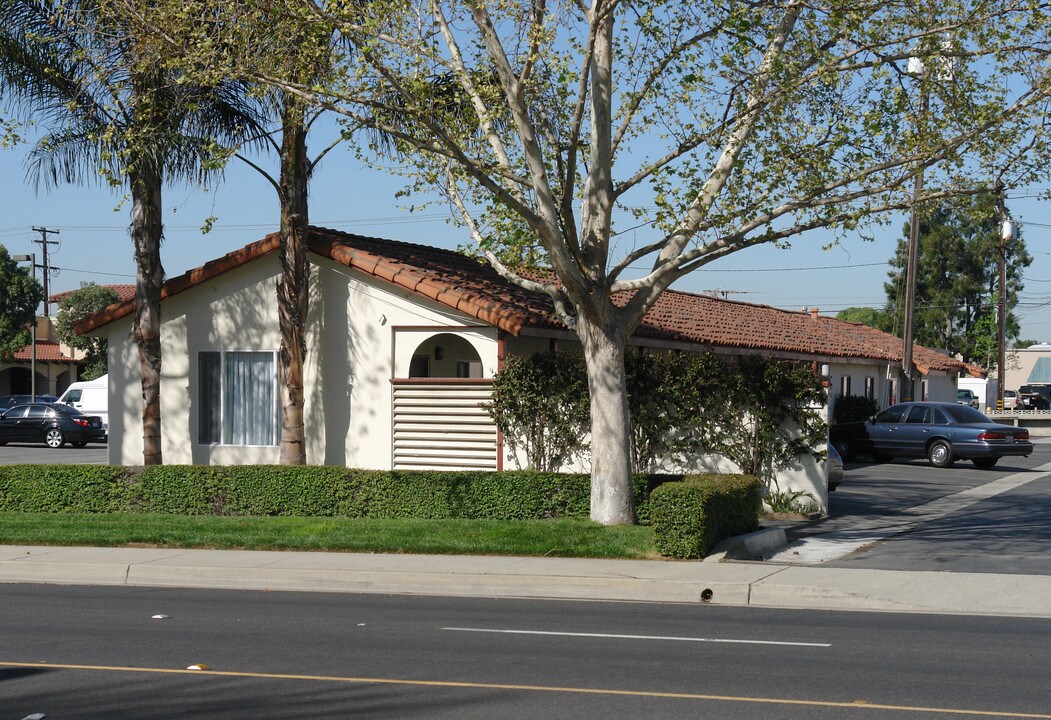 13440 Central Ave in Chino, CA - Building Photo