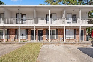 3614 Peppertree Ln in North Charleston, SC - Building Photo