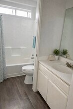 Crown Ridge Apartments in Torrance, CA - Foto de edificio - Building Photo