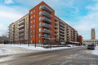 2700 Rue Rufus-Rockhead in Montréal, QC - Building Photo - Building Photo