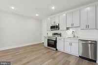 401 E Walnut Ln, Unit 202 in Philadelphia, PA - Building Photo - Building Photo