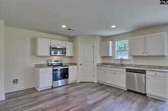 198 Carriagebrook Cir in Camden, SC - Building Photo - Building Photo