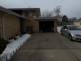 226 Fernwood Ln in Glenview, IL - Building Photo