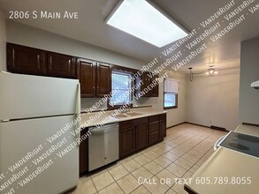 2806 S Main Ave in Sioux Falls, SD - Building Photo - Building Photo