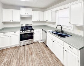 104 Shannon Chase Way in Fairburn, GA - Foto de edificio - Building Photo