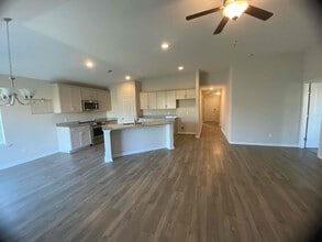 138 Whitehaven Rd in Savannah, GA - Building Photo - Building Photo