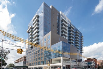 The Farrington in Flushing, NY - Building Photo - Primary Photo