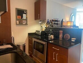 22 David G Mugar Way, Unit 7 in Boston, MA - Foto de edificio - Building Photo