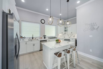 8521 Brandon St in Houston, TX - Building Photo - Building Photo