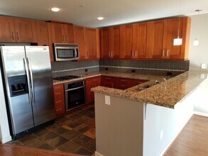 1515 Dock St in Tacoma, WA - Building Photo - Building Photo