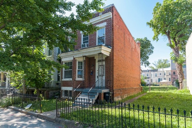 property at 650 Morton St NW