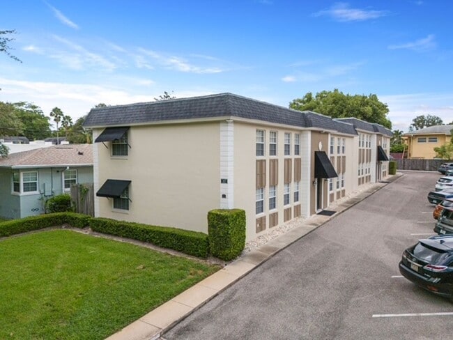 317 E Amelia St in Orlando, FL - Foto de edificio - Building Photo