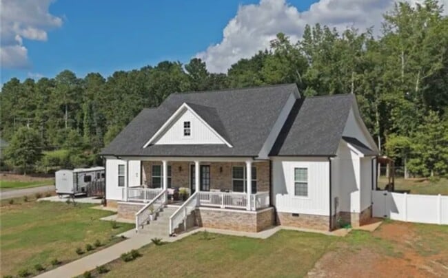 1021 Belk Dr in Anderson, SC - Building Photo - Building Photo