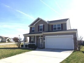 3686 Village Springs Dr in High Point, NC - Building Photo