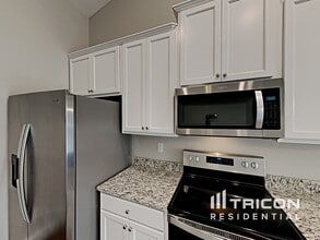 505 Legacy Dr in Youngsville, NC - Building Photo - Building Photo