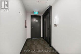 121 Lower Sherbourne St in Toronto, ON - Building Photo - Building Photo