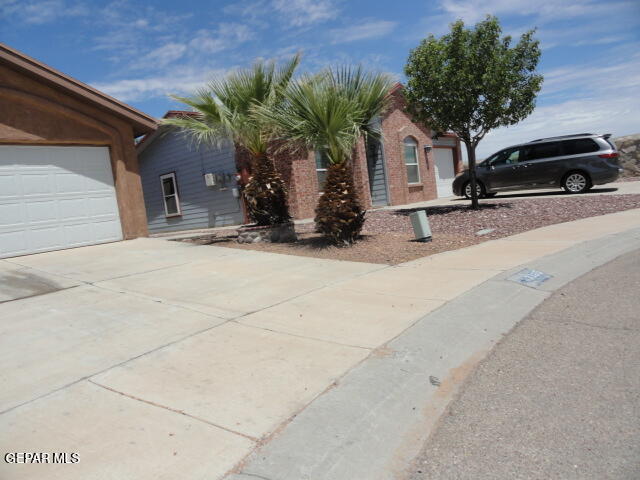 3965 Tierra Iris Pl in El Paso, TX - Building Photo - Building Photo