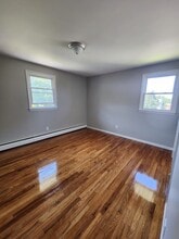 75 Weybosset St, Unit 1R in New Haven, CT - Building Photo - Building Photo