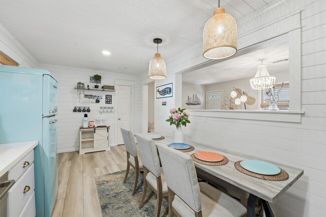 property at 3101 Kleinmann Ave