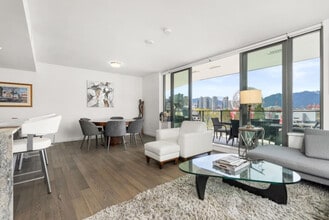 1678 Pullman Porter St in Vancouver, BC - Building Photo - Building Photo