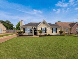 5962 Cottage Hill Dr in Millington, TN - Building Photo