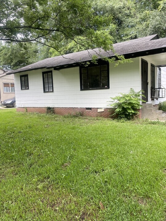 406 Roland St in Jackson, MS - Building Photo