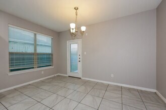 2016 Belshire Ct in Fort Worth, TX - Building Photo - Building Photo
