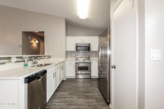 14916 N 125th Ln in El Mirage, AZ - Foto de edificio - Building Photo